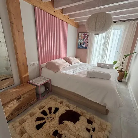 Ballota 21 Apartment Tagle